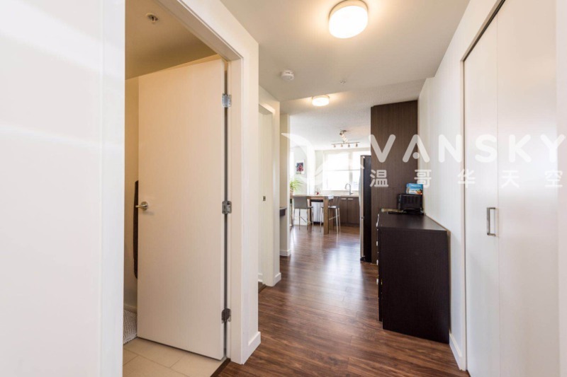 251205193423_living rm 1.JPG